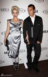 幻灯图集：名品店加州开张 阿尔芭贝瑞等美人捧场