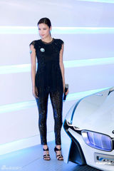 高清组图：乐基儿喜欢驾车之乐 不与黎明一起做运动 