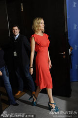 高清：《未知》发布会 黛安-克鲁格红裙娇艳受热捧