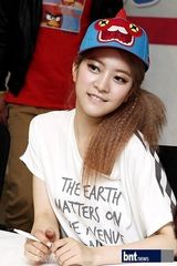 组图：Dal★shabet出席粉丝签名会尽展可爱魅力