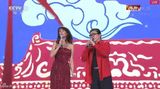 组图：苏菲-玛索刘欢春晚合唱《玫瑰人生》