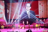香港办文艺晚会庆国庆 霍震霆称不办百日宴(图)