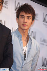 组图：吴尊愿让女儿嫁辰亦儒 过18年后来提亲