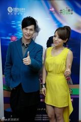 组图：严爵丁当上海歌友会