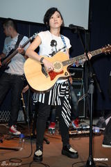 组图：张芸京创作曲公开 同名新专辑将发