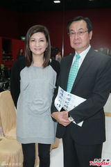 组图：马赛将公开亮相 乐易玲称公众场合要避忌