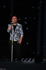 组图：《最强音》全国三强 罗大佑打响保卫战