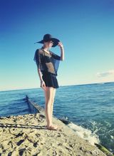 组图：高晓松全家美国度假 娇妻爱女比基尼出镜