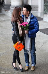 组图：佟大为关悦欧洲拍写真 情人节谱写冬季恋曲