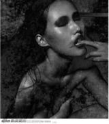 组图：胸模颜佩佩性感亮相 晋级花儿广州50强