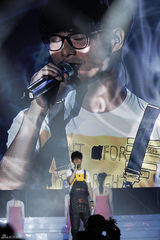 组图：好声音百城百场演唱会启动 四导师齐聚