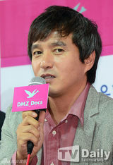 组图：金载沅赵允熙任纪录片电影节宣传大使