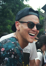 组图：angelababy彭于晏加盟《黄飞鸿》