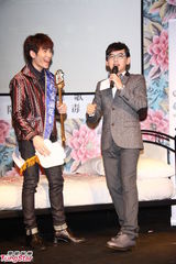 组图：萧敬腾回避感情问题 尴尬敷衍秀英文