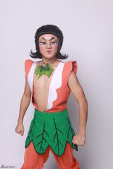 组图：王祖蓝大咖秀变身金刚葫芦娃雷翻众人