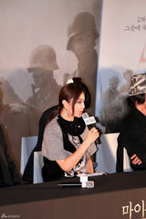 组图：《登陆》釜山见面会 张东健范冰冰等亮相