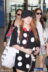 组图：4minutes与KARA 2AM等结束日本演出返韩