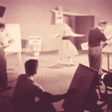 组图：揭秘《睡美人》原型 画师速写妙趣横生