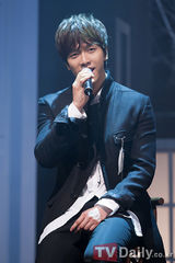 组图：韩国《MCD》李升基战胜梁耀燮获三连冠