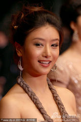 幻灯图集：《日照重庆》戛纳首映 王小帅获最高礼遇