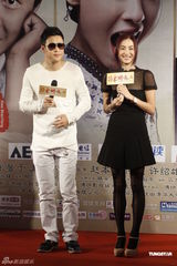 组图：张柏芝《河东狮吼2》发布会避谈谢霆锋