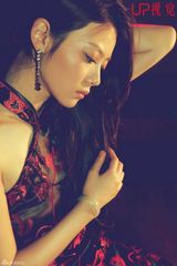 幻灯图：国民校花孙文婷拍写真 “夜上海”为爱私奔