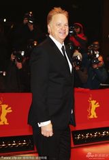 组图：评委会成员蒂姆-罗宾斯油光满面