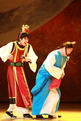 幻灯图：贾宝玉《红楼西游》爱上GAGA版白骨精