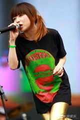 高清：热波音乐节第二天 咖啡因乐队演出