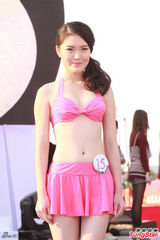 组图：19位入选亚姐泳装出镜 大秀身材性感靓丽