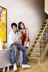 组图：张溪芸拍家居性感写真 笑靥如花惹关注