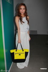 组图：熊黛林送郭富城包包 谢婷婷为百岁祖母贺寿