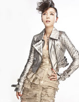 高清图：张静初大气写真登封面 白脸造型显风情