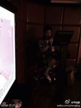 组图：伊能静为儿子庆生 甜唤秦昊为哥哥