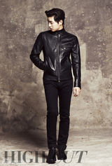 高清图：韩星宋仲基拍写真露肉卖萌不失型男魅力