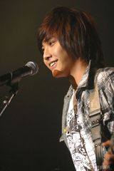 高清图：韩国90后摇滚团体FT Island美图150张细赏