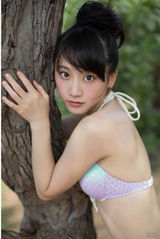 组图：大岛优子毕业前最后一脱 萌妹齐晒比基尼