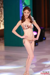 组图：本届港姐冠军陈凯琳比赛瞬间