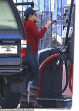 组图：暮光女圣诞获帕丁森赠雪地靴 疑再次复合