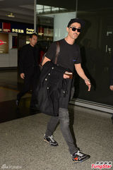 组图：韩星车胜元香港出席活动展亲民作风