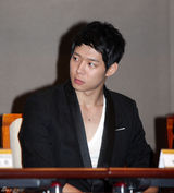 高清组图：JYJ朴有天参加2011首尔电视剧盛典记者会