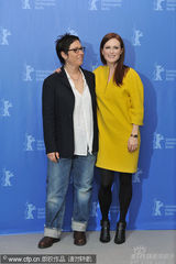 幻灯图集：朱丽安-摩尔携《孩子们没事》亮相柏林