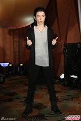 组图：吉他怪杰蒋卓嘉发片 创作受萧亚轩青睐