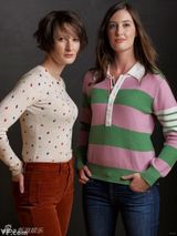 组图：《怪胎与书呆》卡司13年后《名利场》重聚首