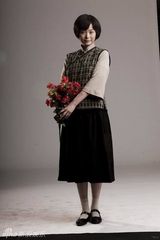 组图：献礼剧《开天辟地》邓颖超定妆照 