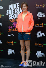 组图：韩星missA霏朴秀珍等亮相女性长跑活动