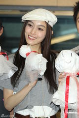 组图：范玮琪在录音室练团 对老公下禁衣令