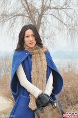 组图：钟嘉欣为戏玩魔术 险勒死延政勋助手