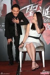 组图：杨采妮携张震宣传导演处女作