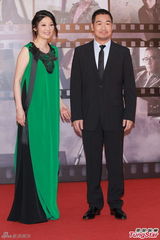 组图：香港金像奖红毯 郑秀文杨千嬅等女星争艳